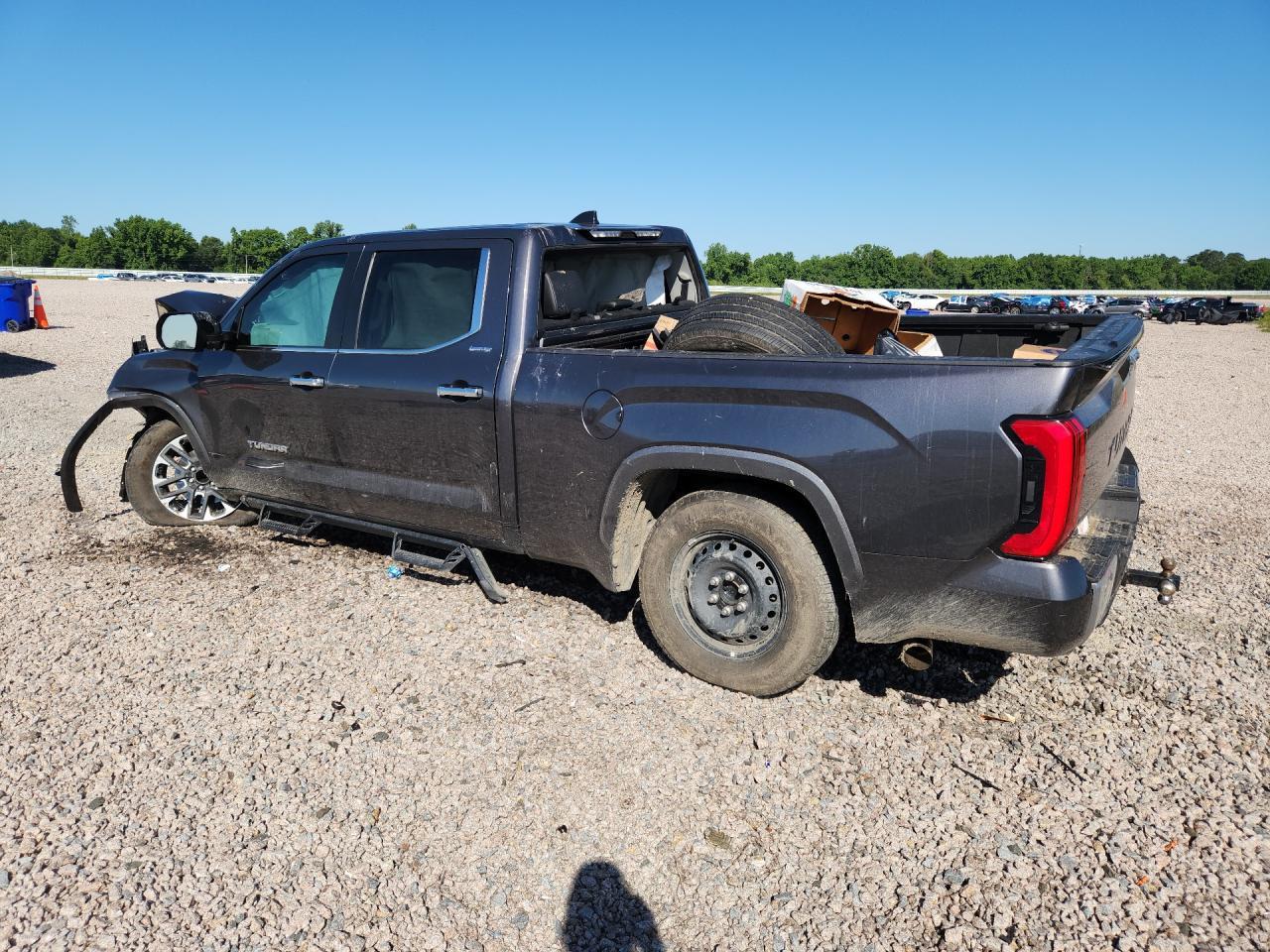 2024 Toyota Tundra Crewmax Limited - Фото 2