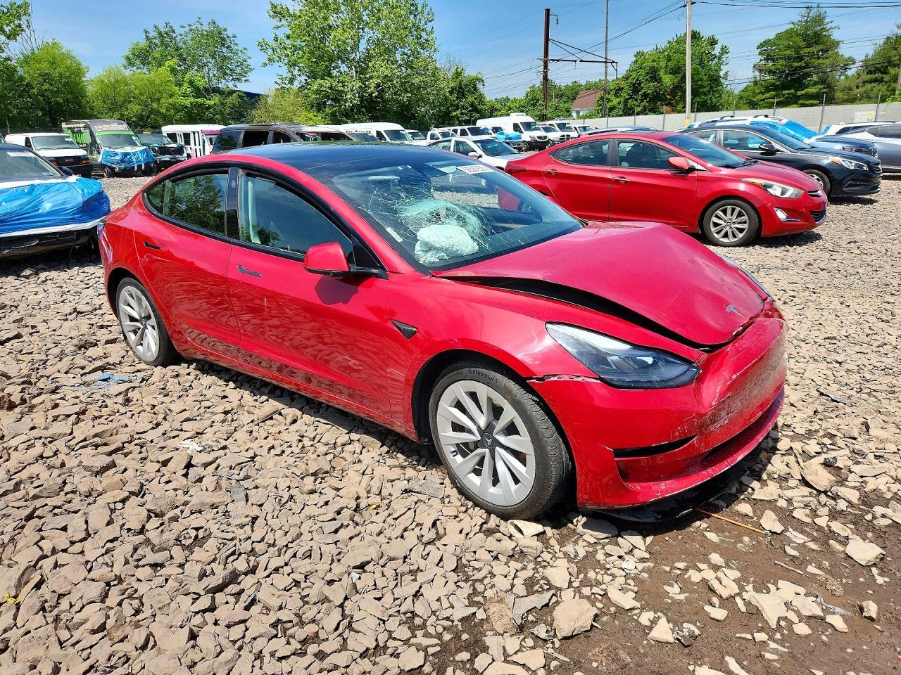 2023 Tesla Model 3 - Фото 4