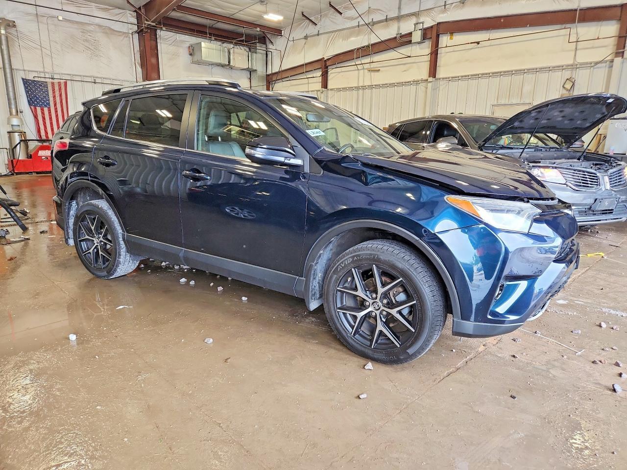2018 Toyota Rav4 Se - Фото 4