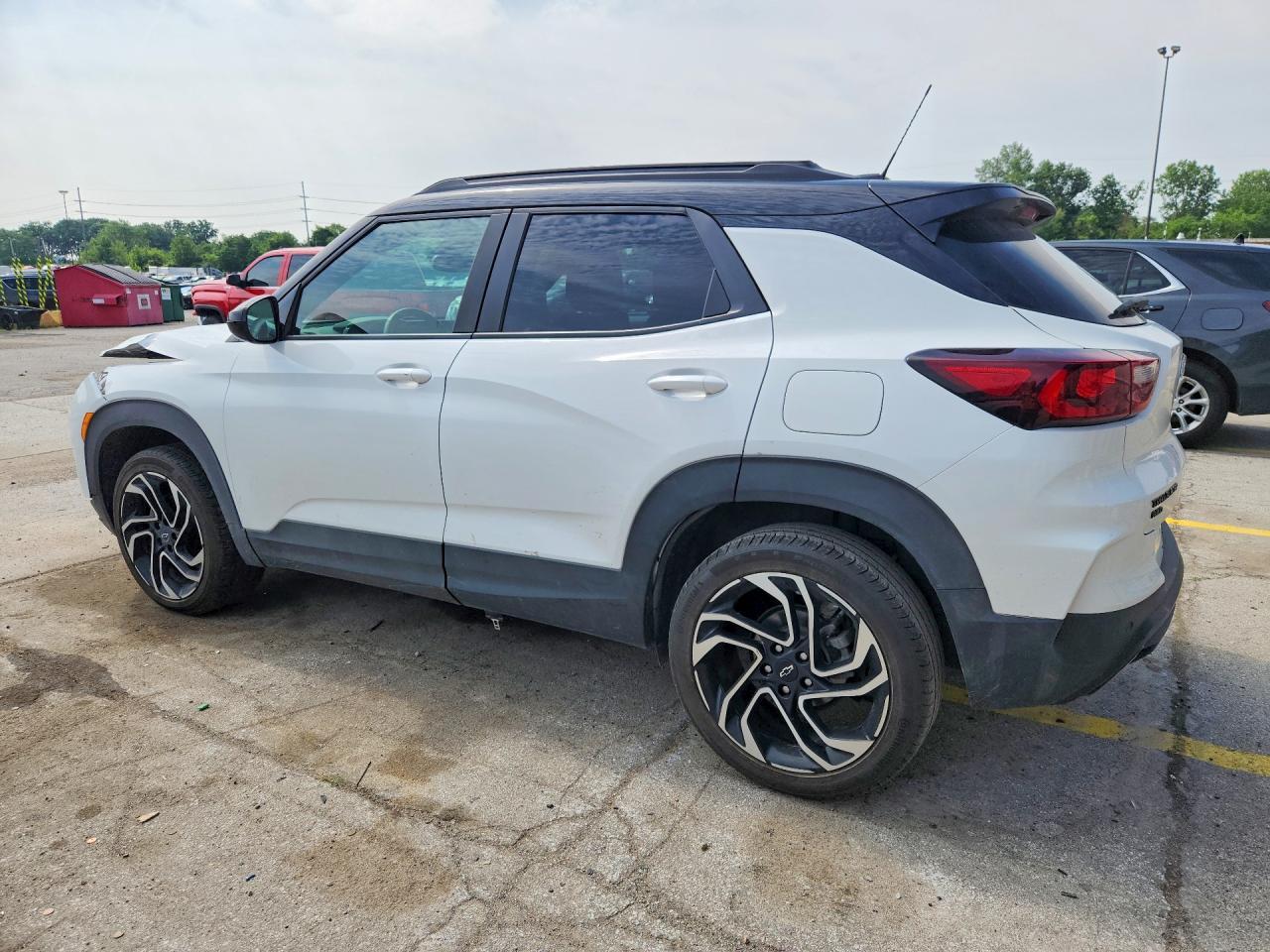 2024 Chevrolet Trailblazer Rs - Image 2