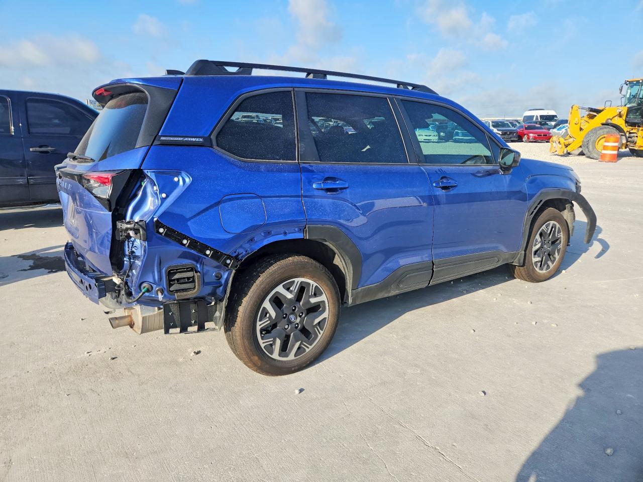 2026 Subaru Forester Premium - Фото 3