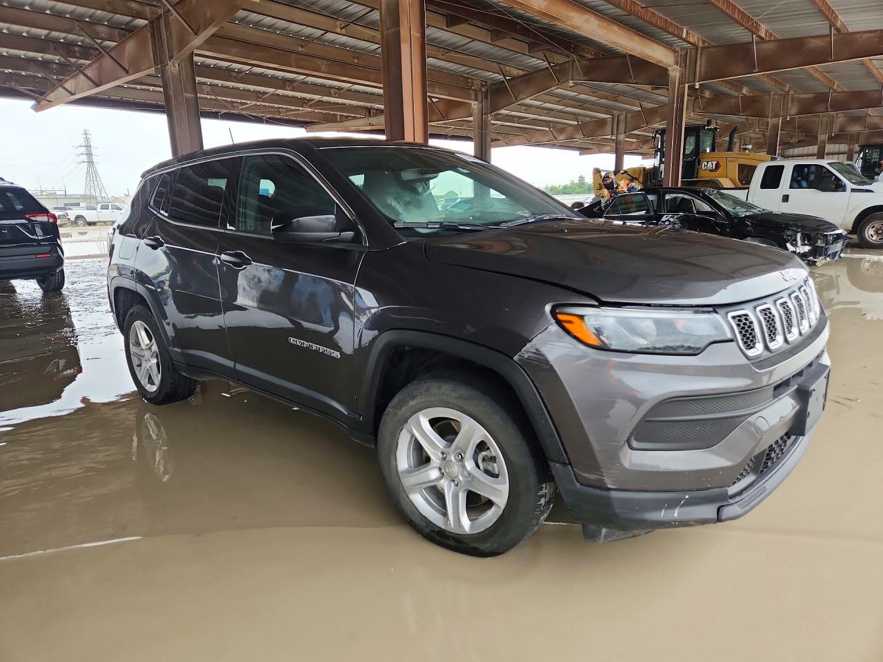2023 Jeep Compass Sport - Фото 4