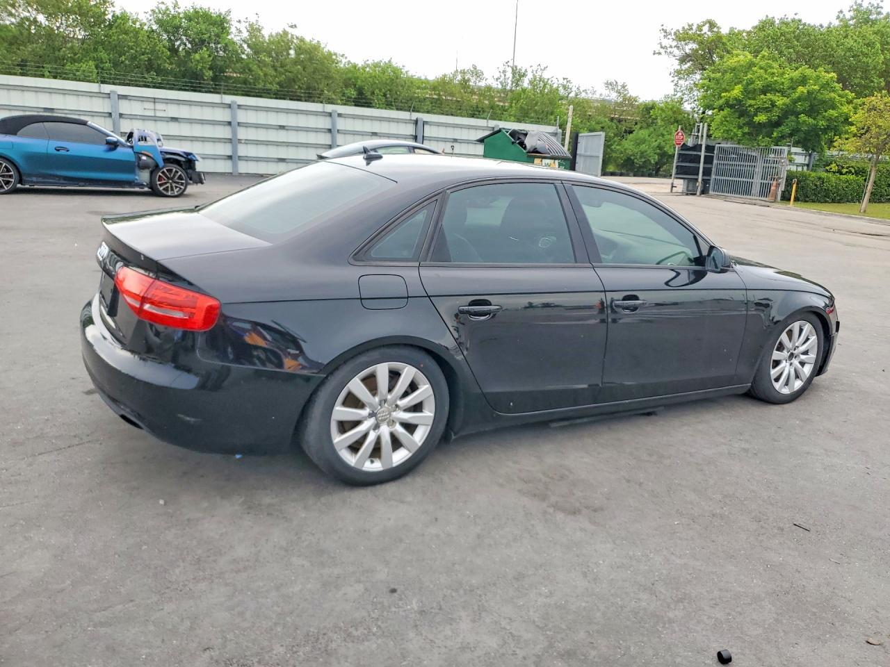 2018 Audi A4 Premium - Фото 3