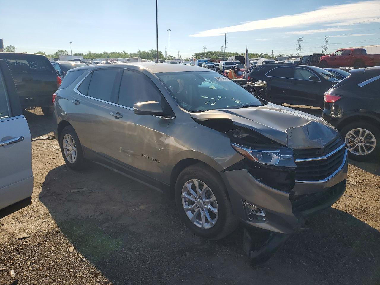 2019 Chevrolet Equinox Lt - Image 4