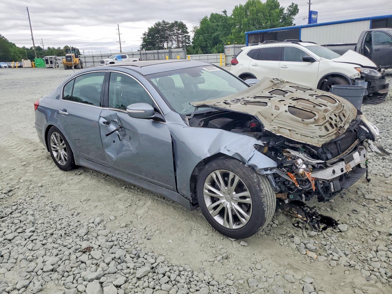 2014 Hyundai Genesis - Фото 4
