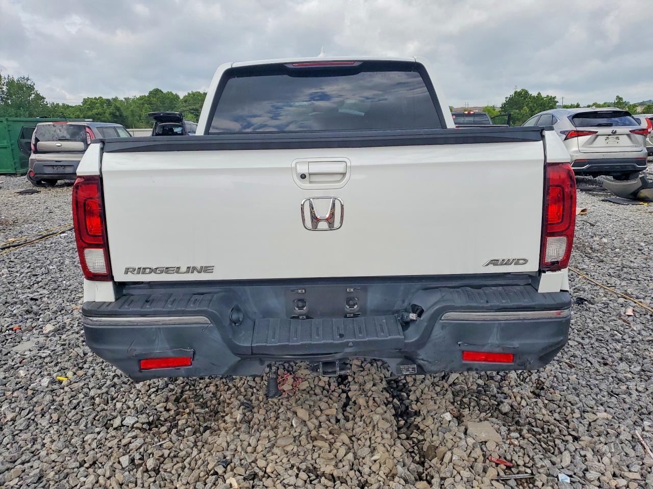 2020 Honda Ridgeline Sport - Image 6