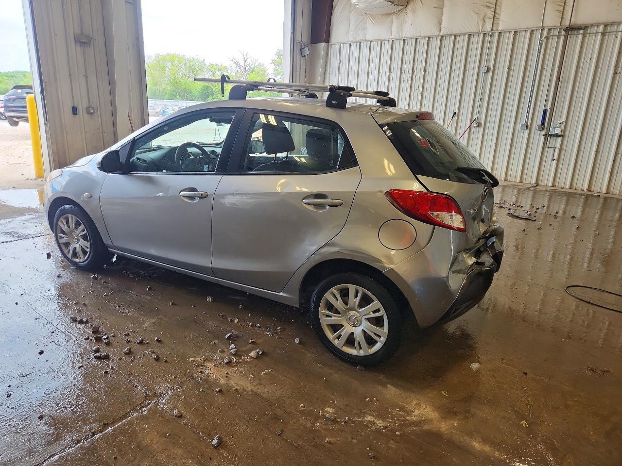 2012 Mazda Mazda2 - Фото 2