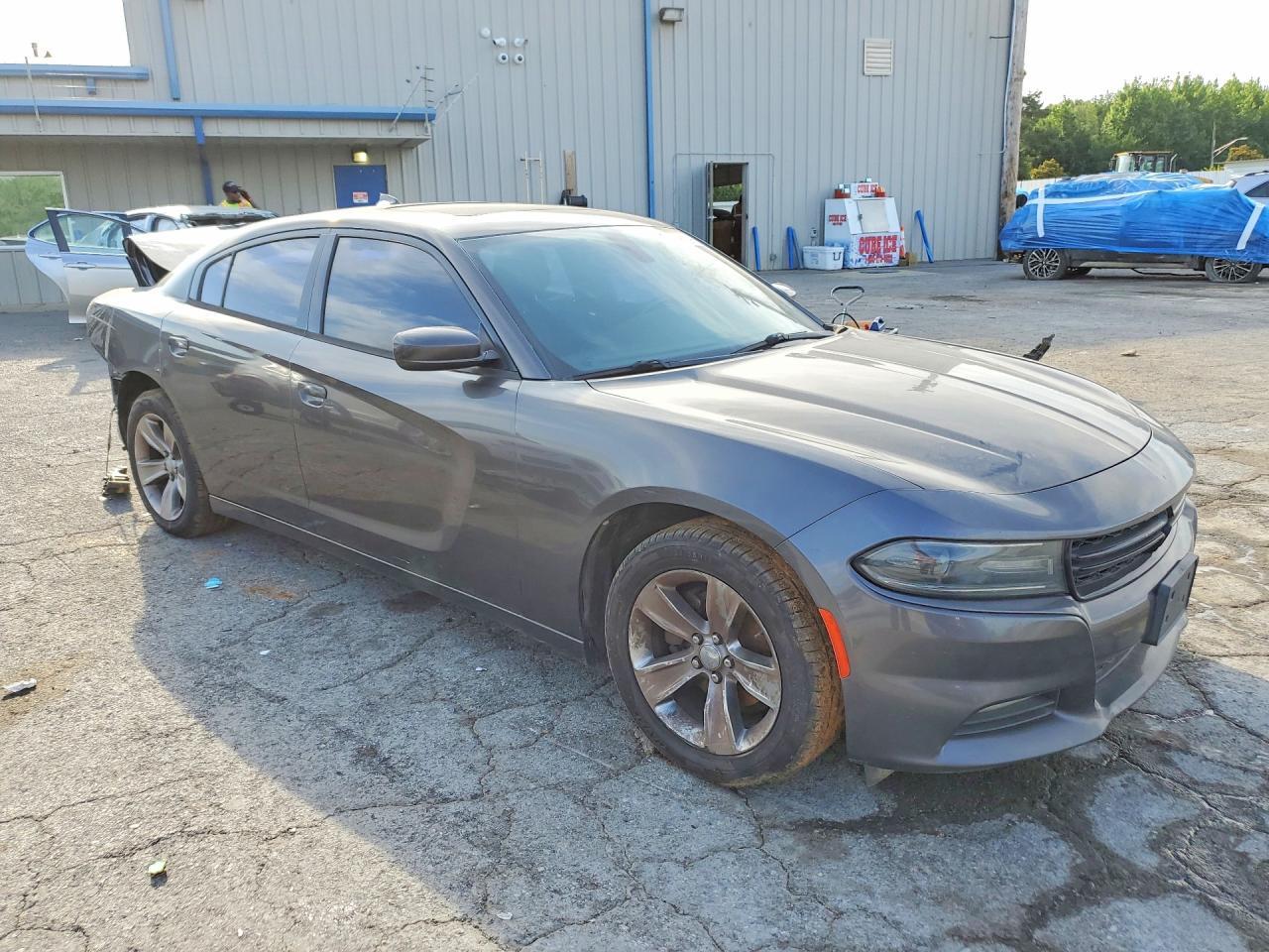 2015 Dodge Charger Sxt - Фото 4