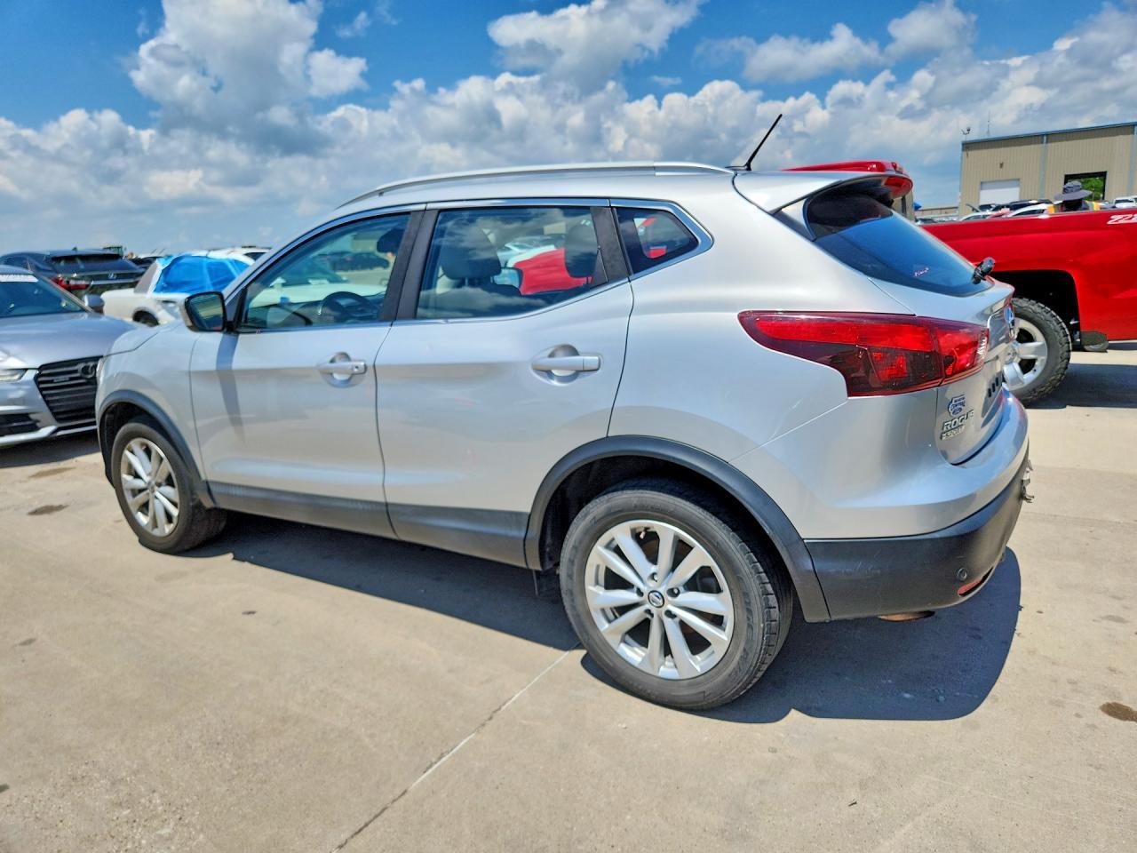 2019 Nissan Rogue Sport Sv - Фото 2