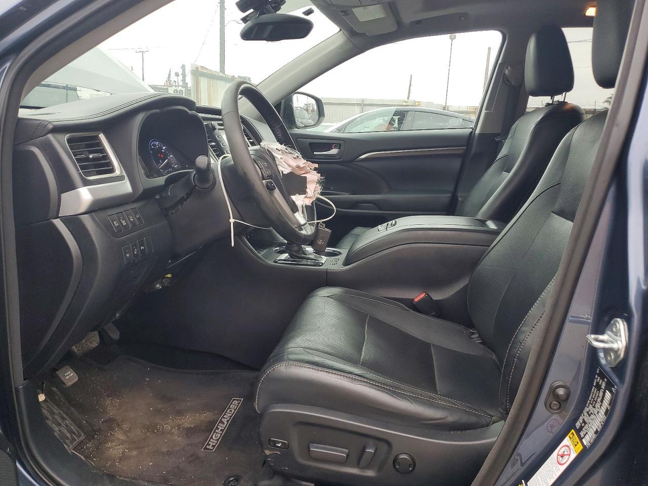 2014 Toyota Highlander Hybrid Limited Platinum - Image 7