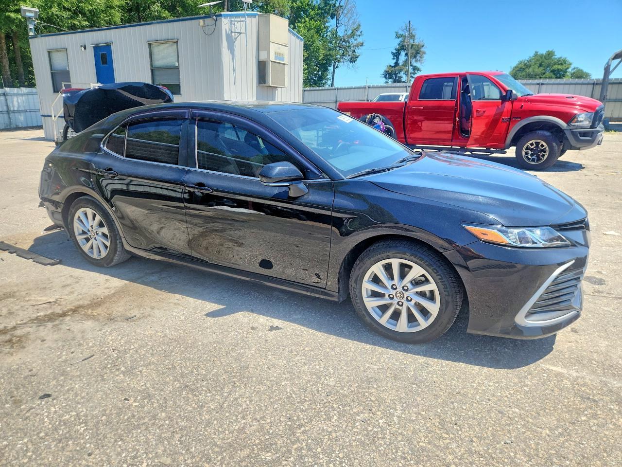 2024 Toyota Camry Le - Image 4