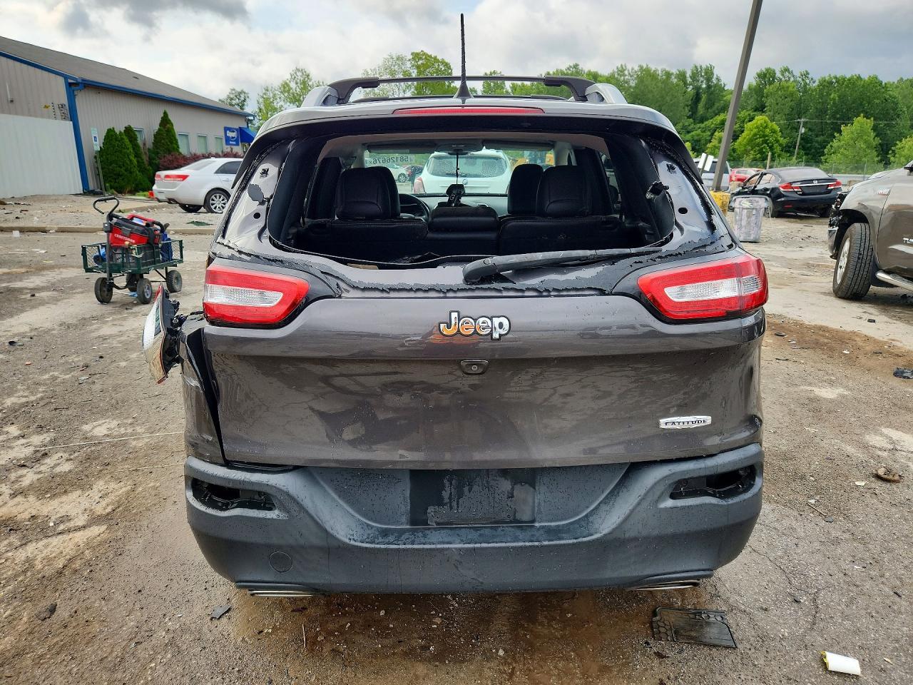 2018 Jeep Cherokee Latitude Plus - Фото 6
