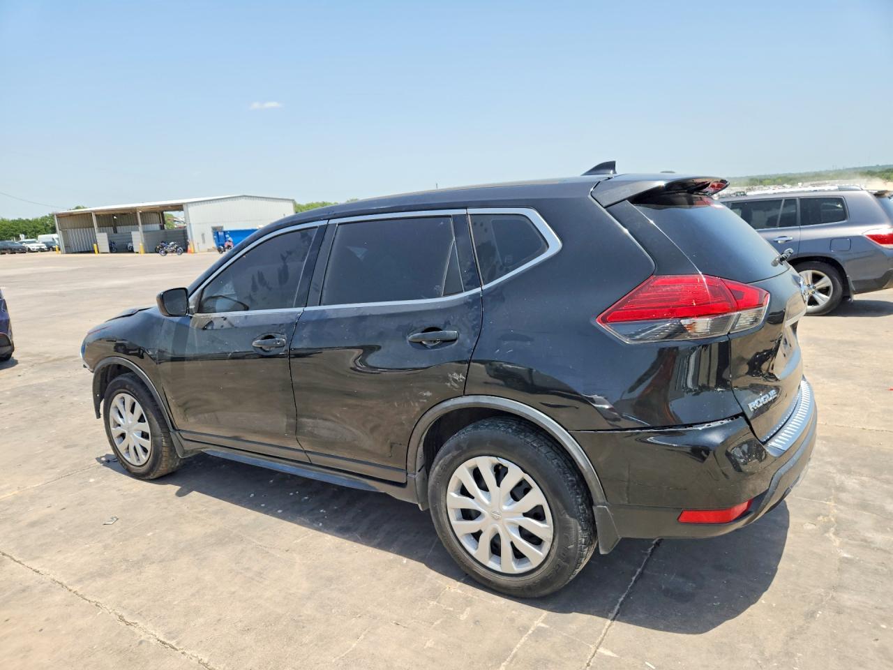 2017 Nissan Rogue S - Image 2