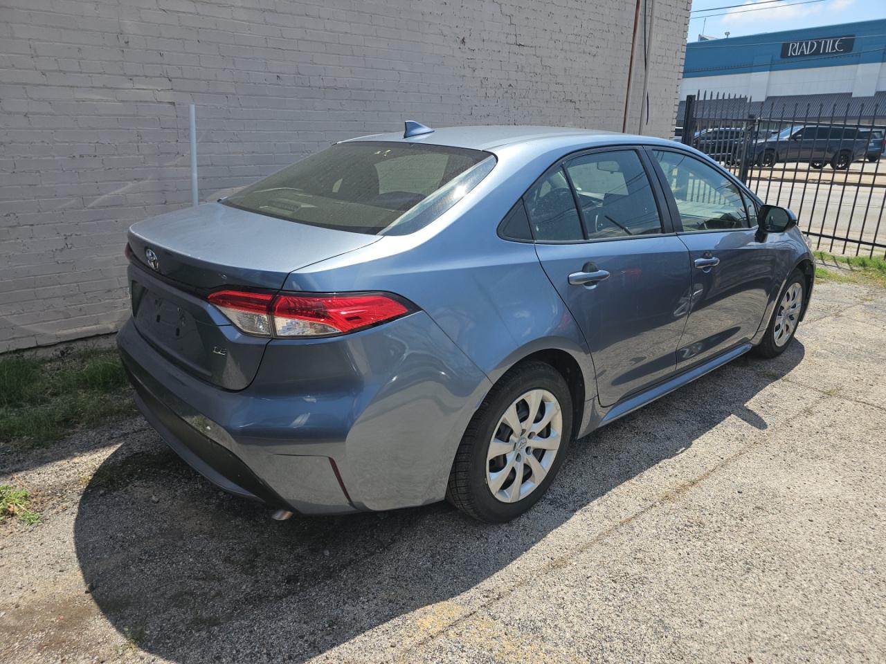 2020 Toyota Corolla Le - Фото 4