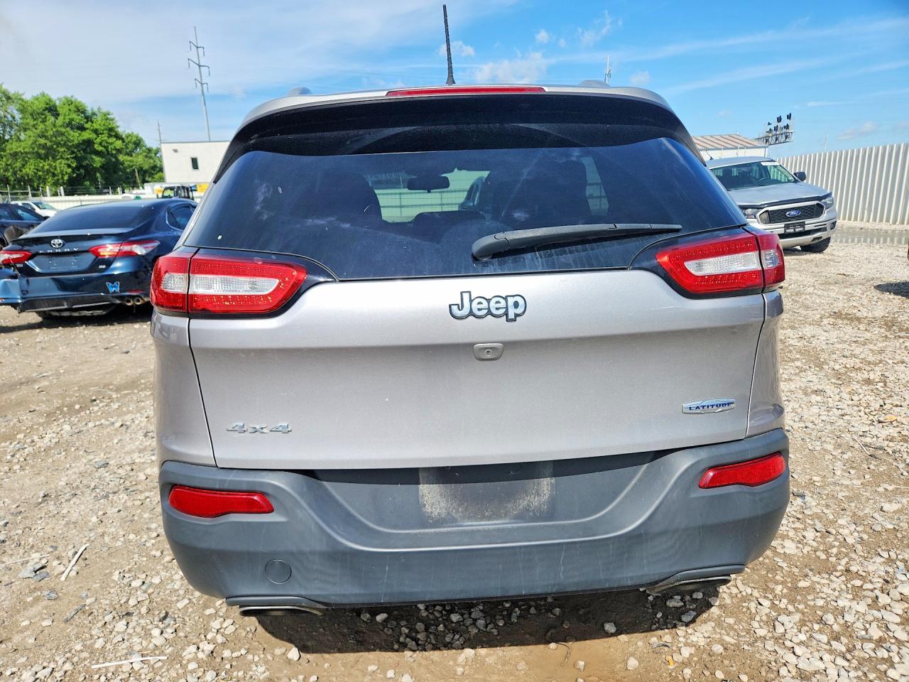 2018 Jeep Cherokee Latitude Plus - Фото 6