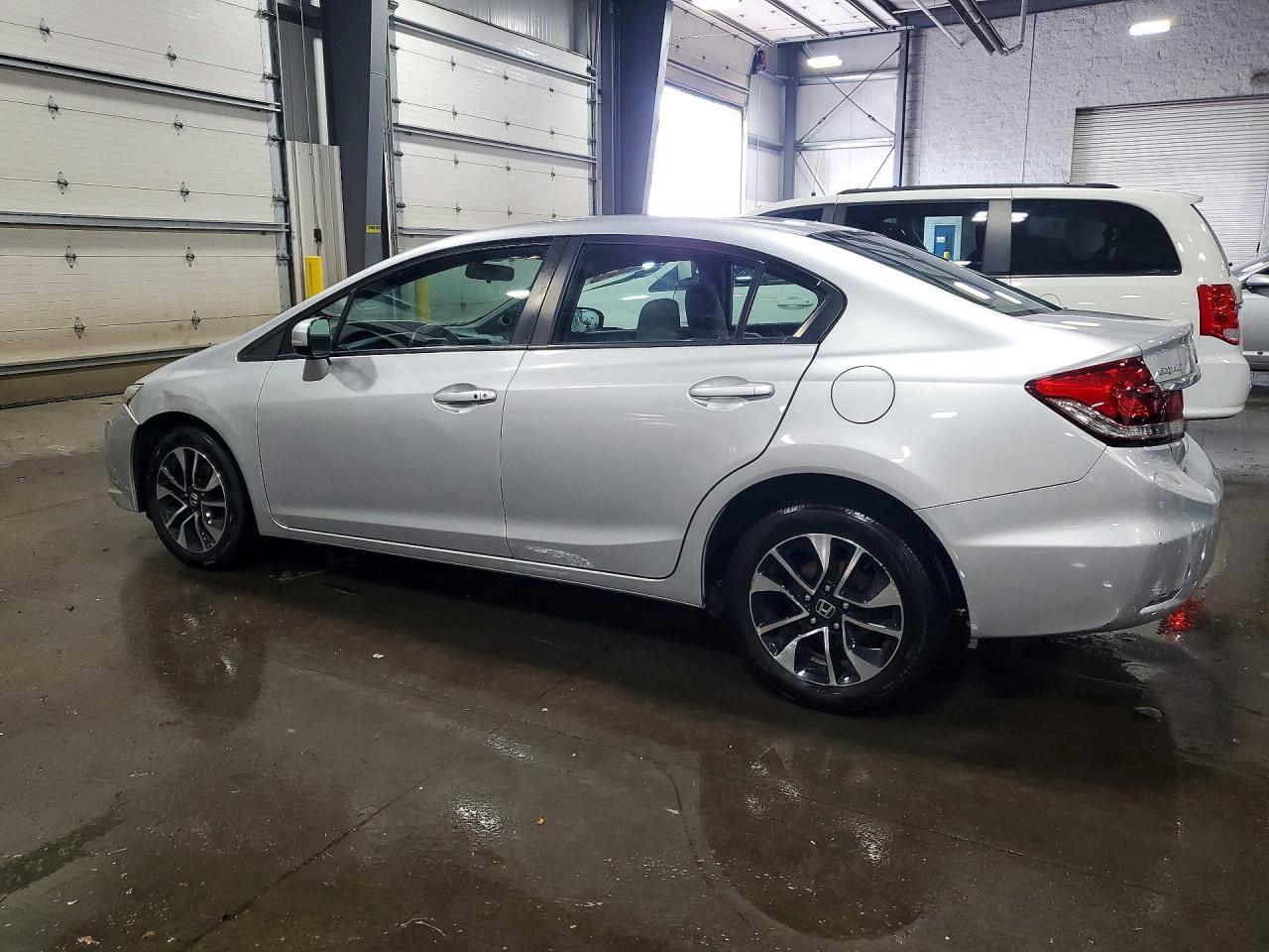 2014 Honda Civic Ex - Image 2
