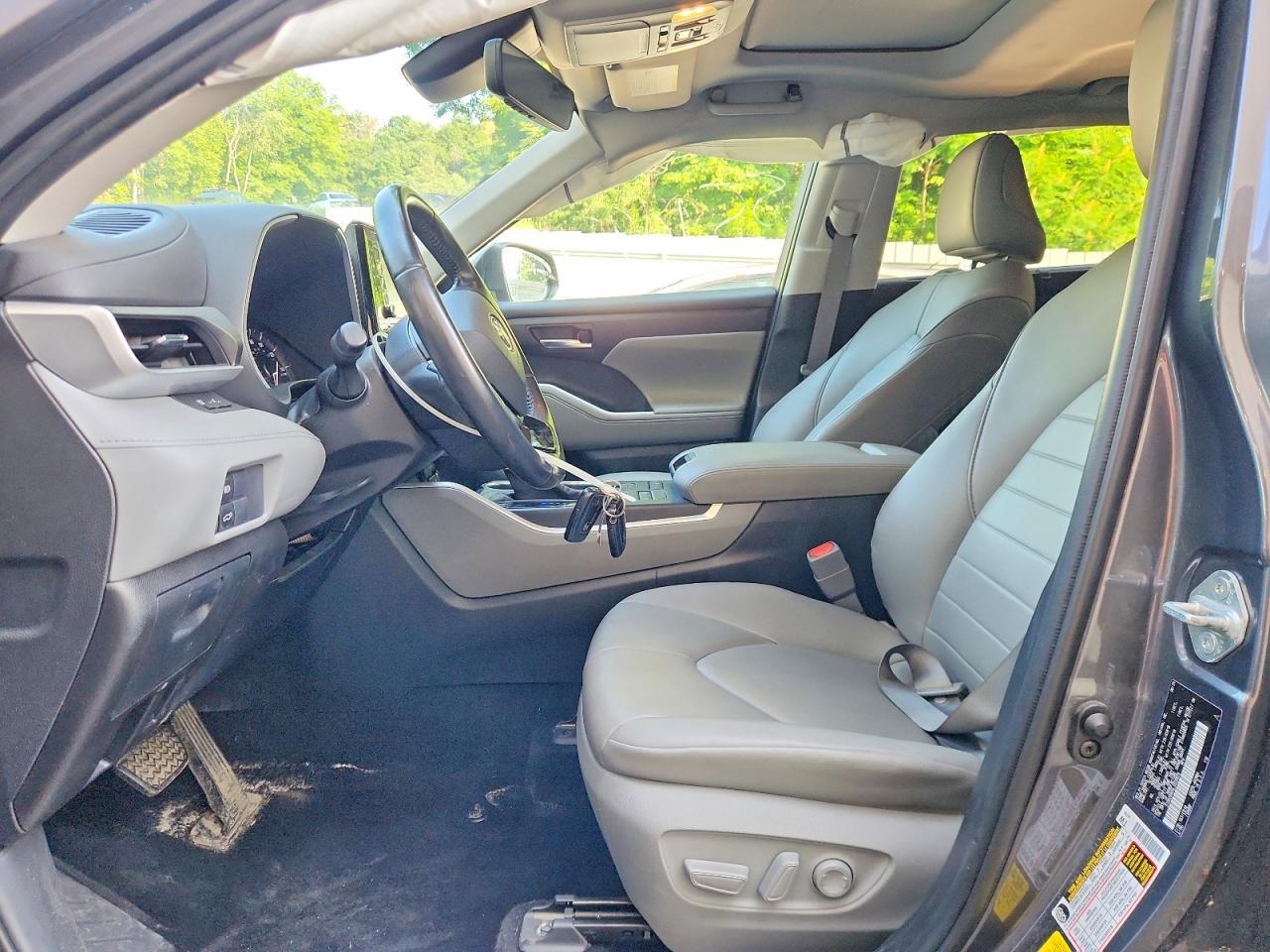 2020 Toyota Highlander Xle - Image 7