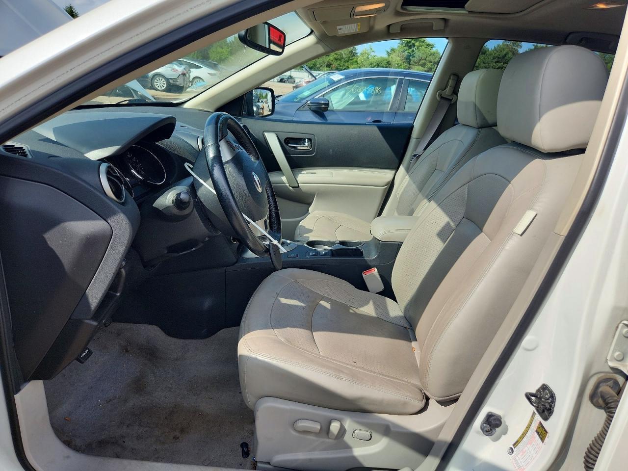 2012 Nissan Rogue S - Image 7