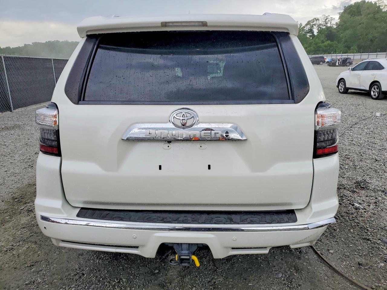 2018 Toyota 4Runner Limited - Image 6