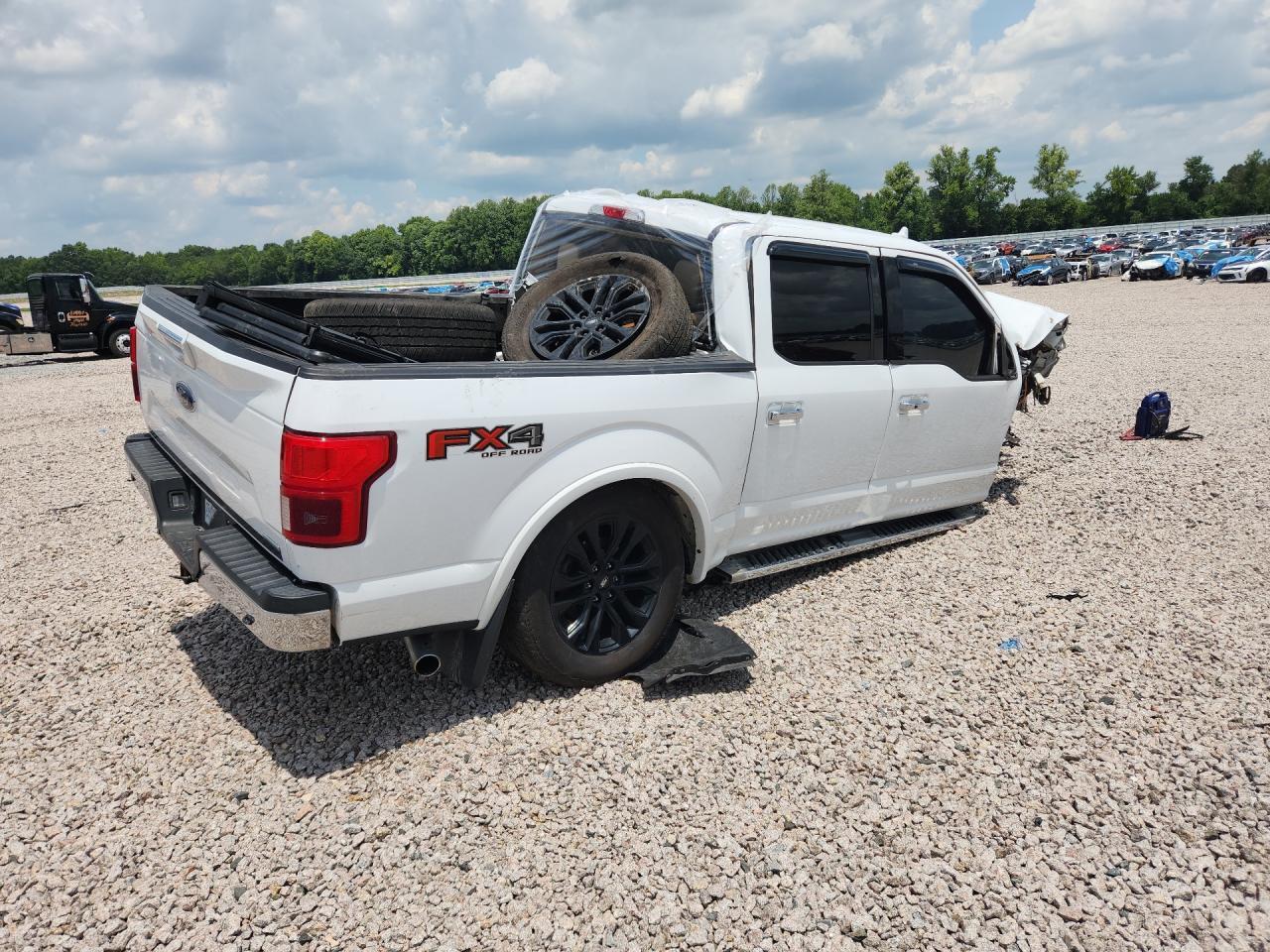 2018 Ford F150 Supercrew - Фото 3