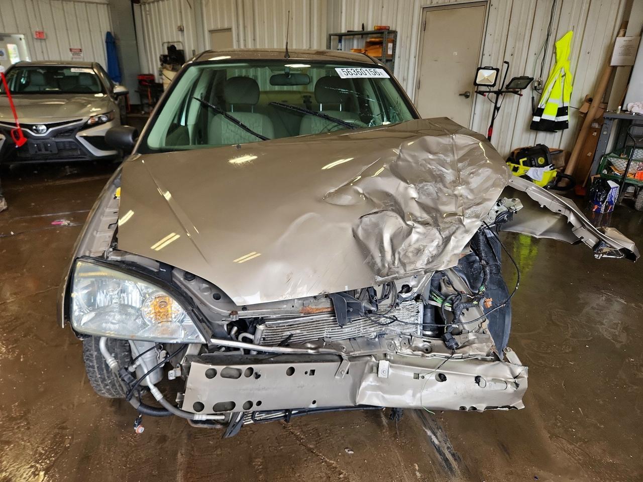 2005 Ford Focus Zx4 - Фото 5