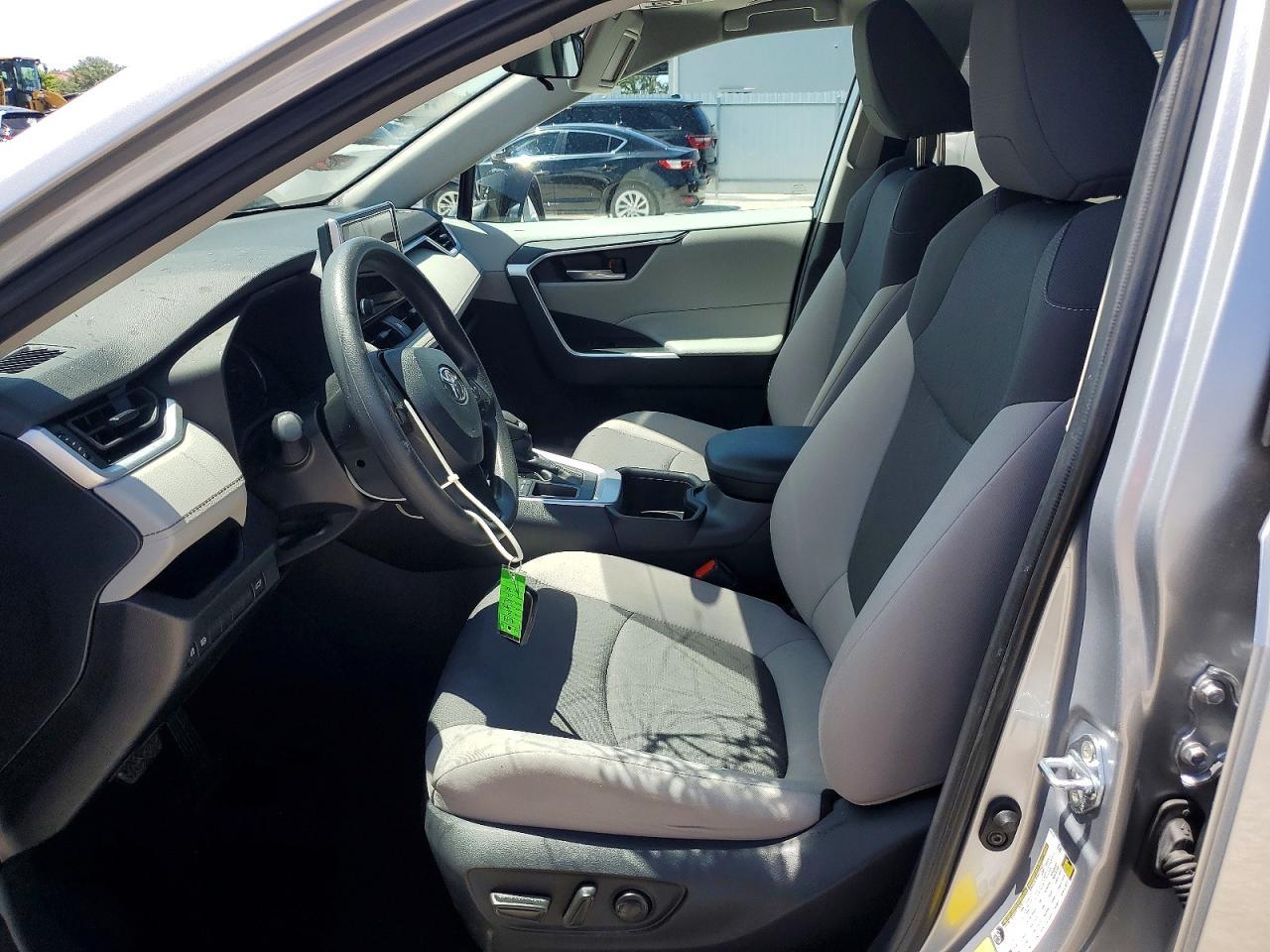 2025 Toyota Rav4 Xle - Фото 7