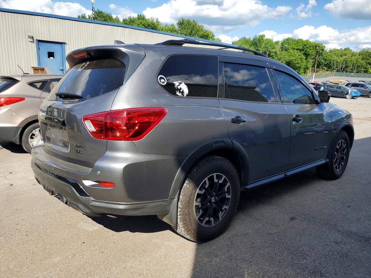 2020 Nissan Pathfinder Sl - Фото 3
