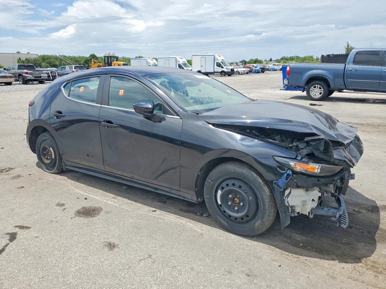 2021 Mazda 3 Select - Фото 4