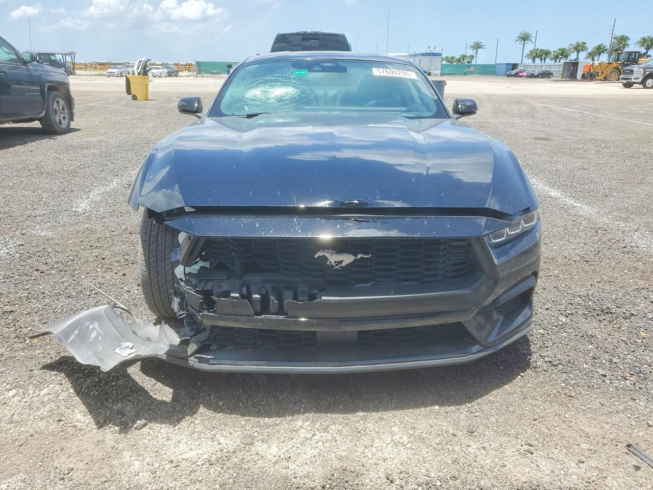 2024 Ford Mustang - Image 5