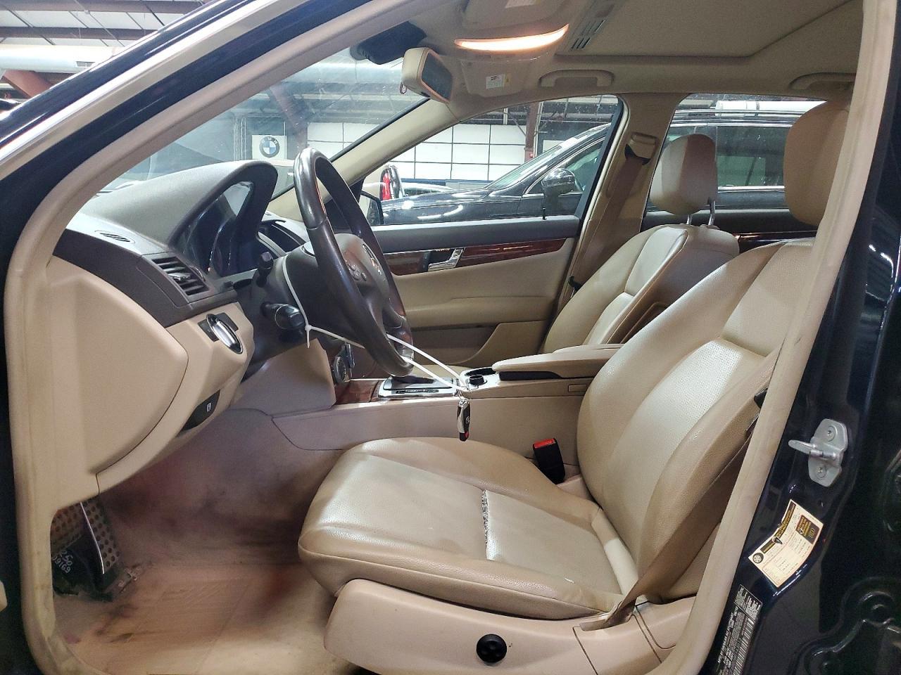 2011 Mercedes-Benz C 300 4Matic - Image 7
