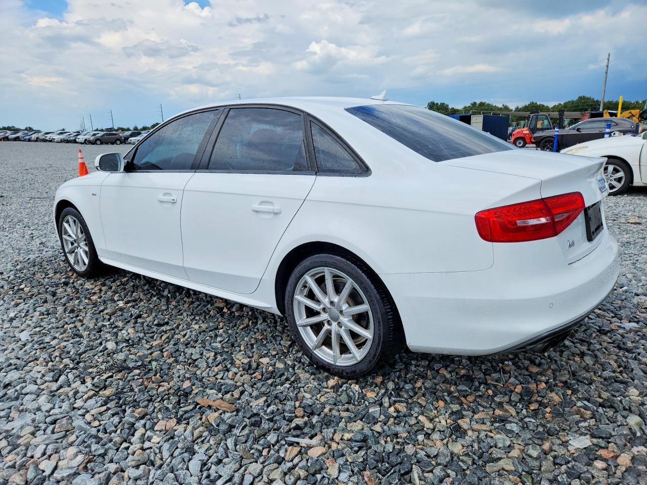2016 Audi A4 Premium S-Line - Фото 2