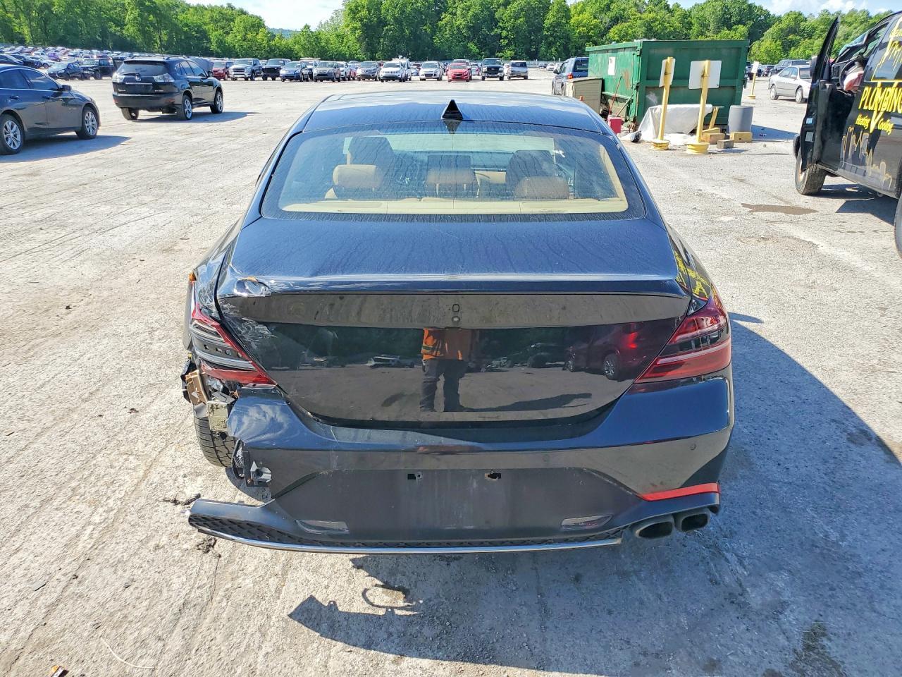 2022 Genesis G70 2.0T - Фото 6