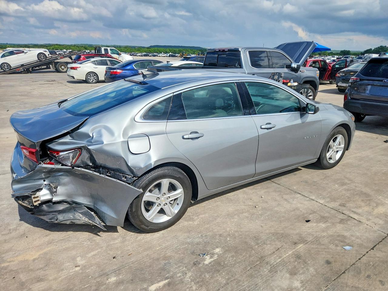 2025 Chevrolet Malibu Ls - Image 3
