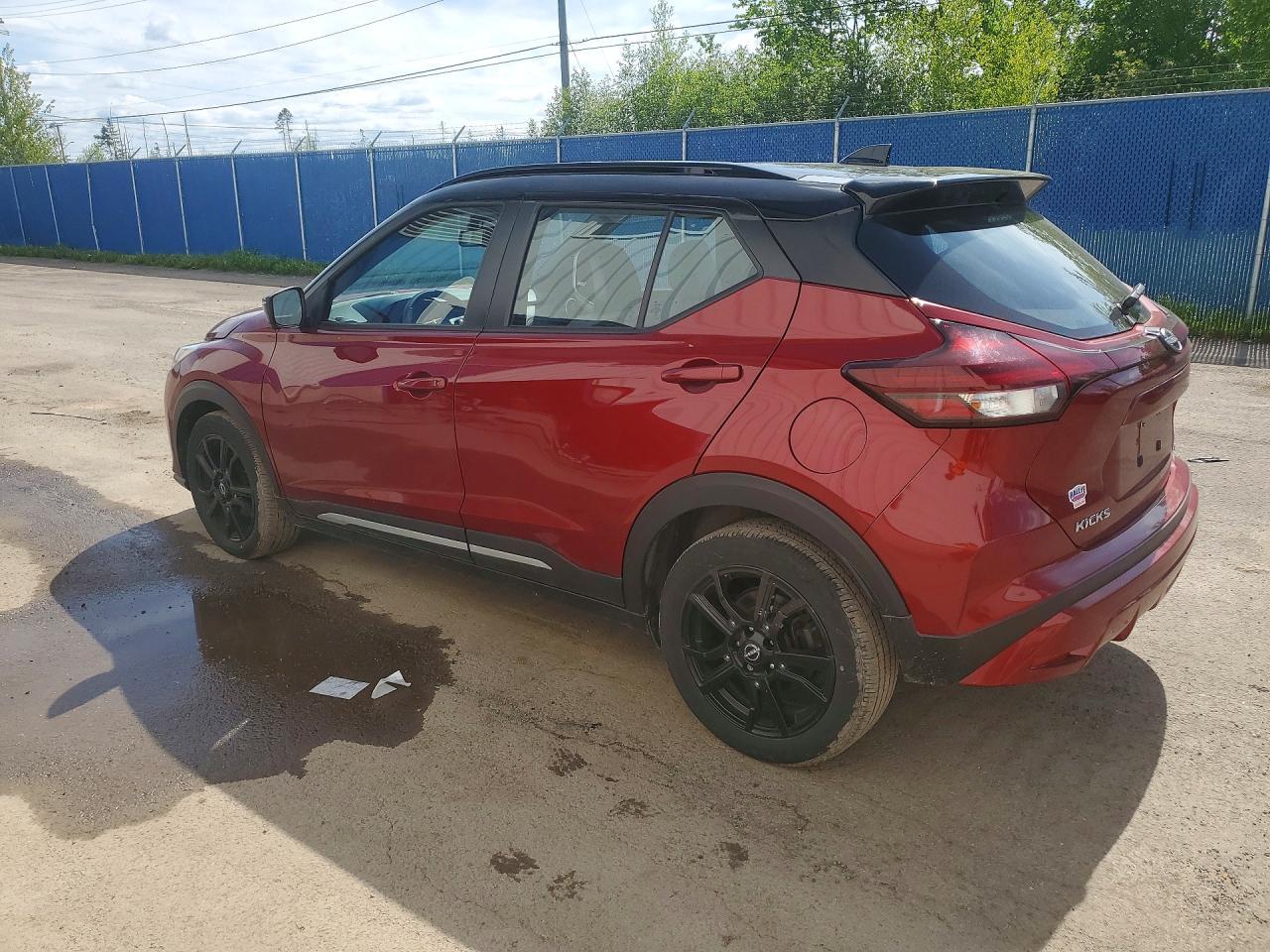 2023 Nissan Kicks Sr - Image 2