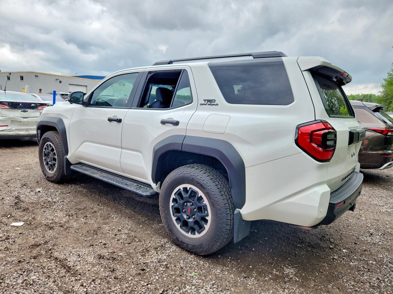 2025 Toyota 4Runner Sr5 - Фото 2