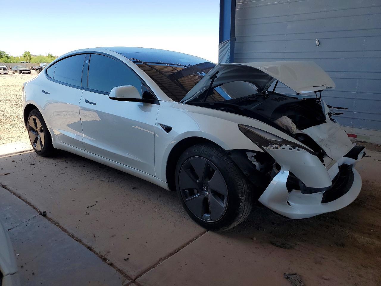 2021 Tesla Model 3 - Image 4