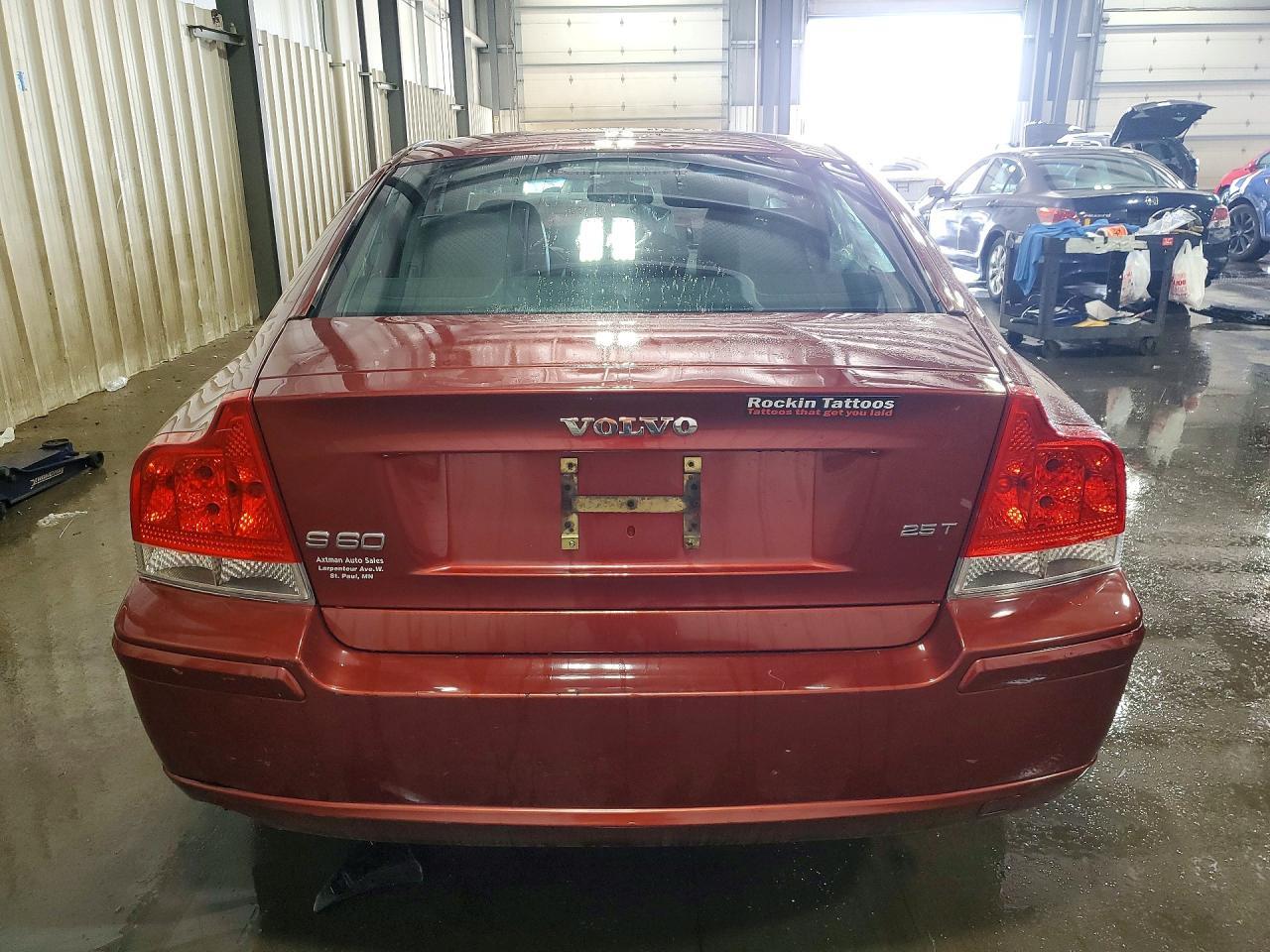 2008 Volvo S60 2.5T - Image 6