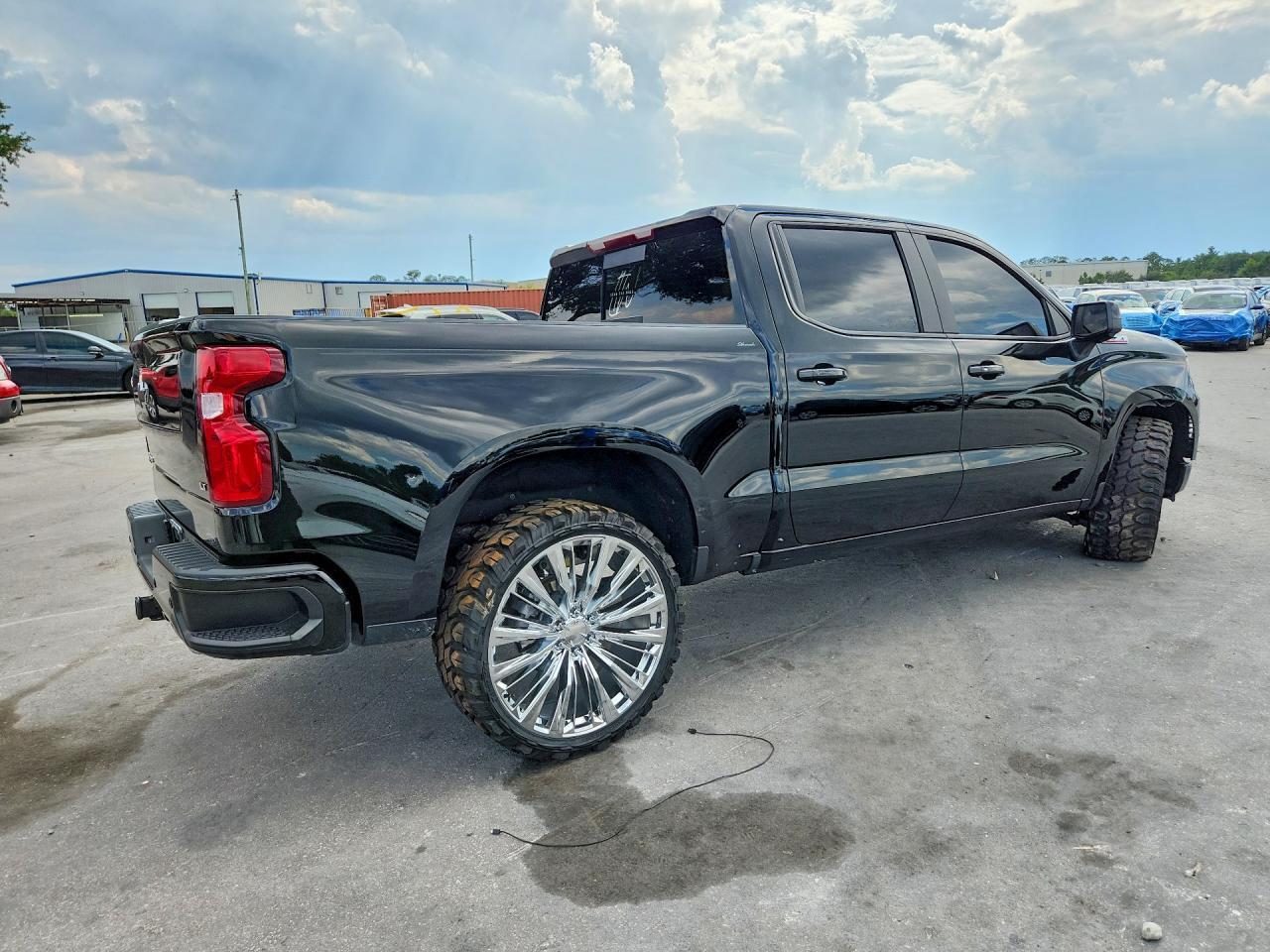 2025 Chevrolet Silverado K1500 Lt Trail Boss - Фото 3