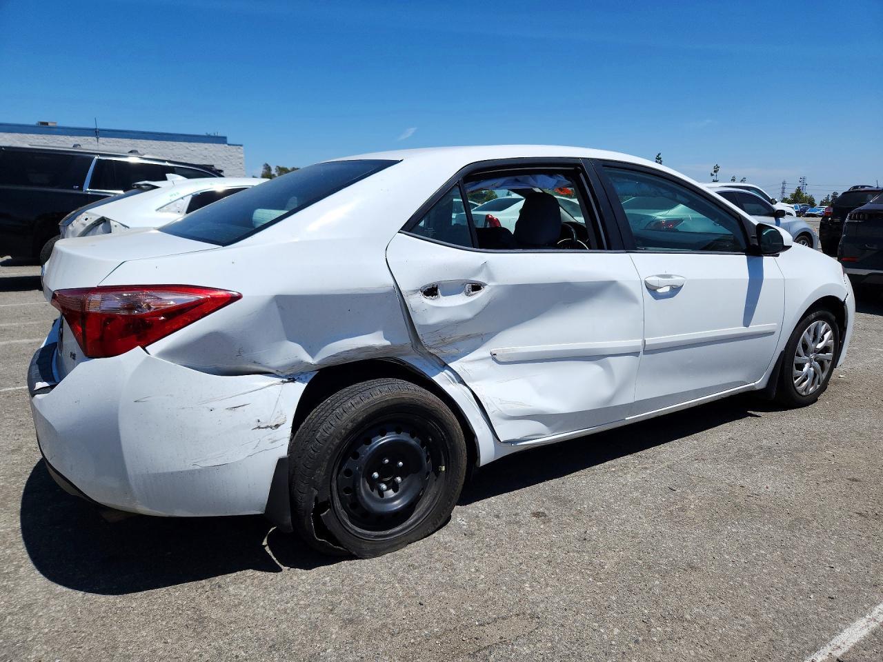 2018 Toyota Corolla Le - Фото 3