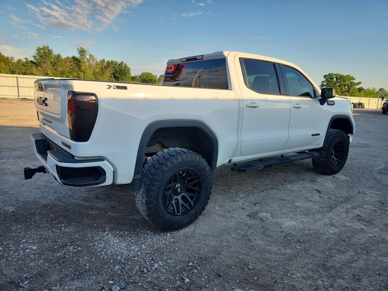 2021 GMC Sierra K1500 Elevation - Фото 3