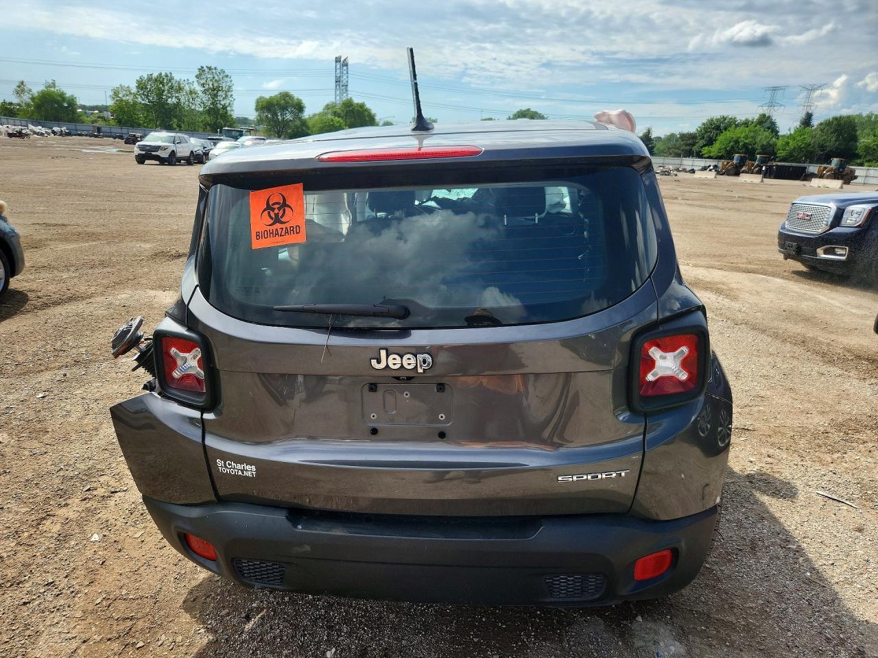 2017 Jeep Renegade Sport - Image 6