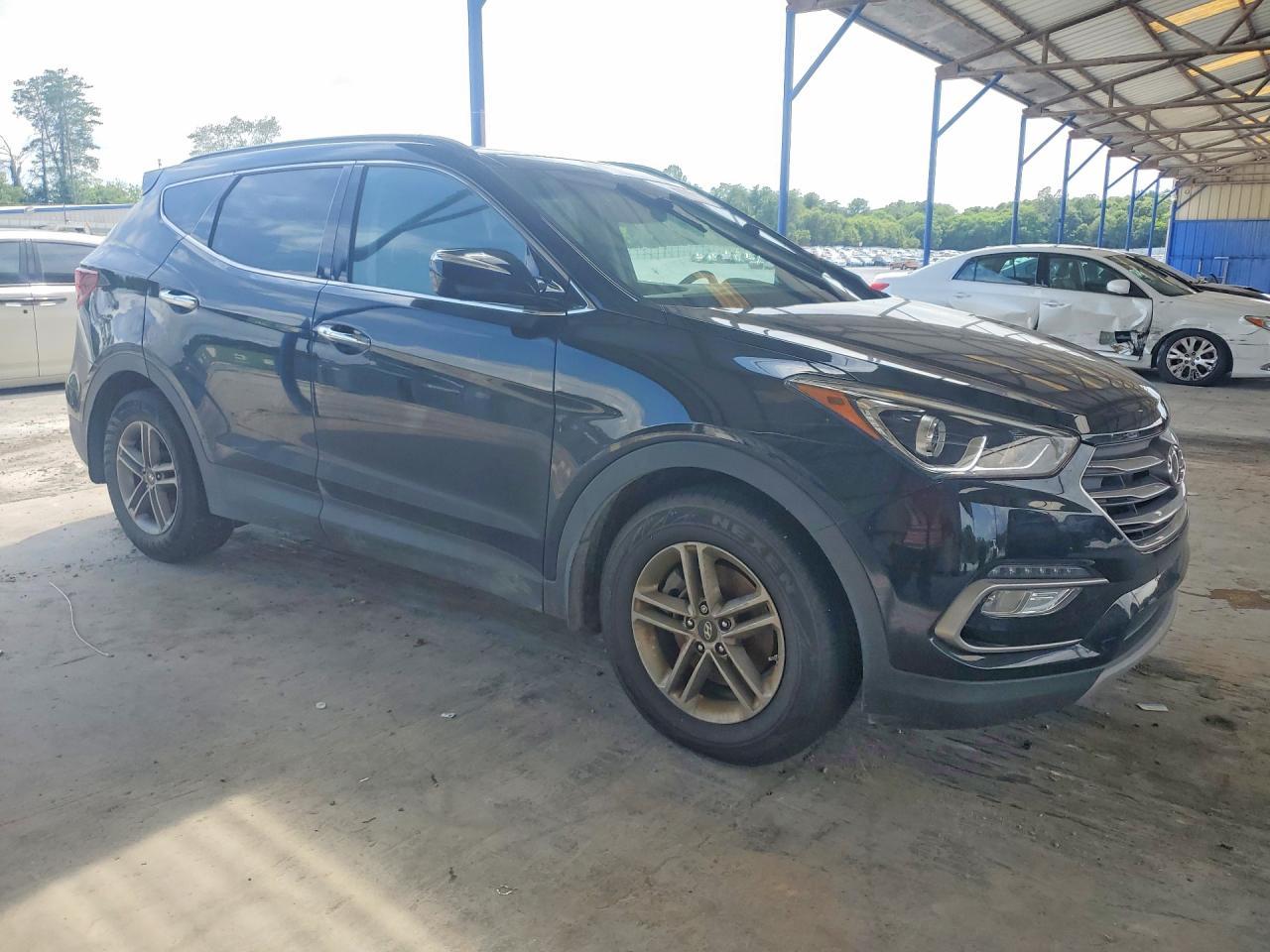 2018 Hyundai Santa Fe Sport 2.4L - Image 4