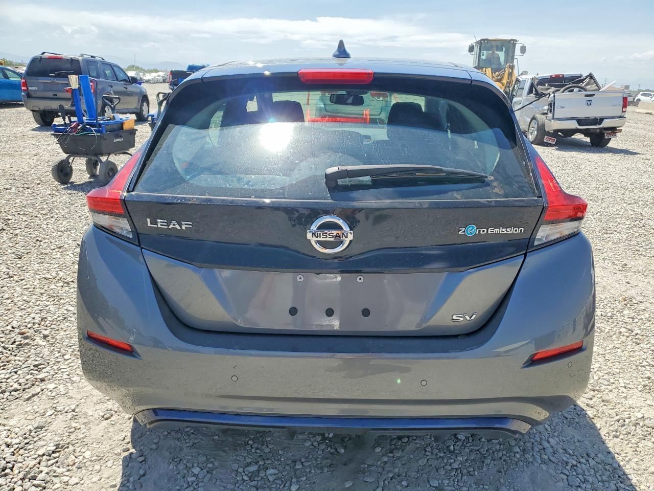 2021 Nissan Leaf Sv - Image 6