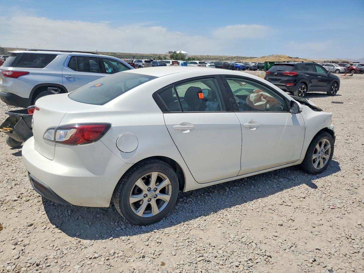 2011 Mazda 3 I - Фото 3