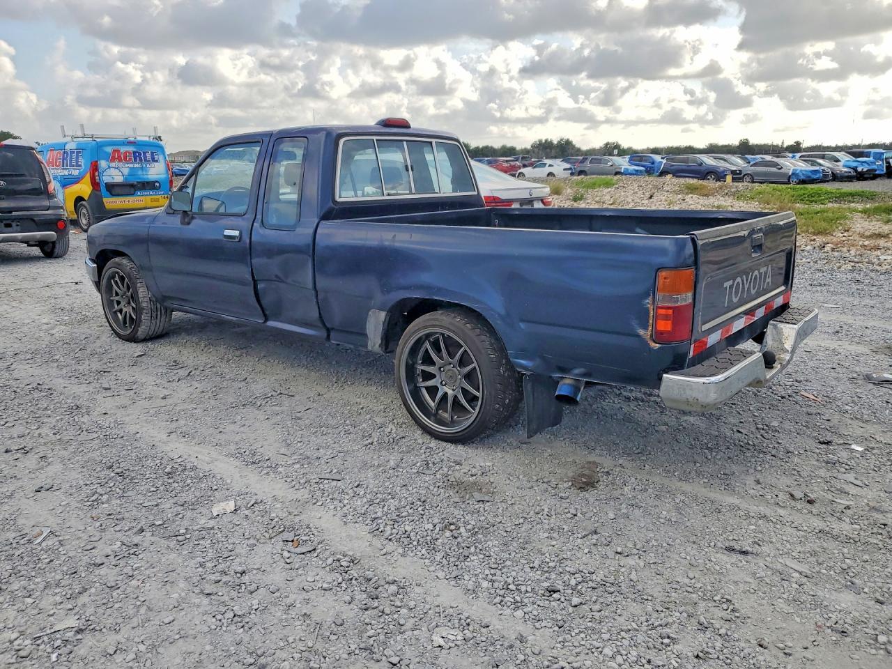 1994 Toyota Pickup Dx - Фото 2
