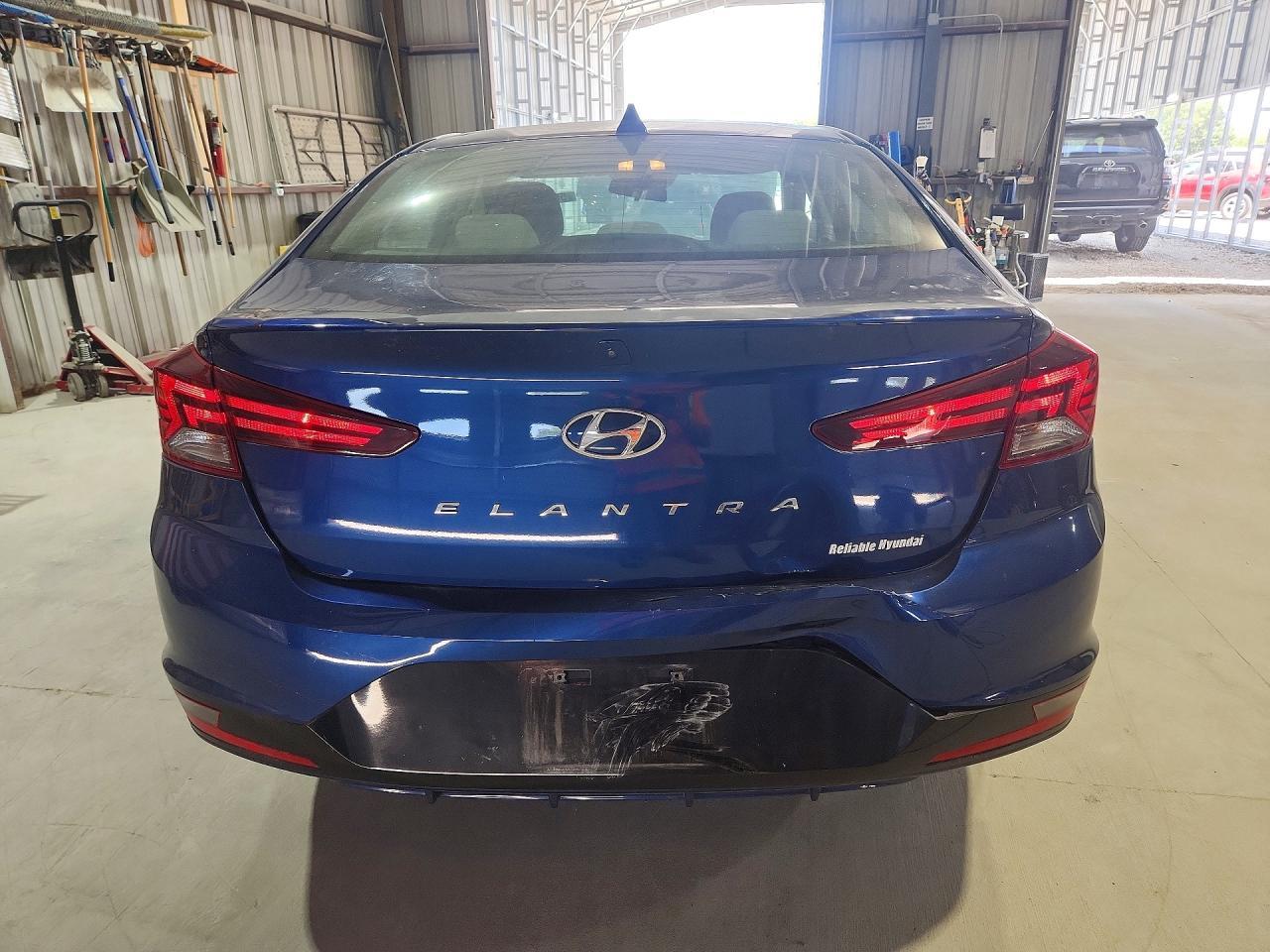 2019 Hyundai Elantra Sel - Фото 6