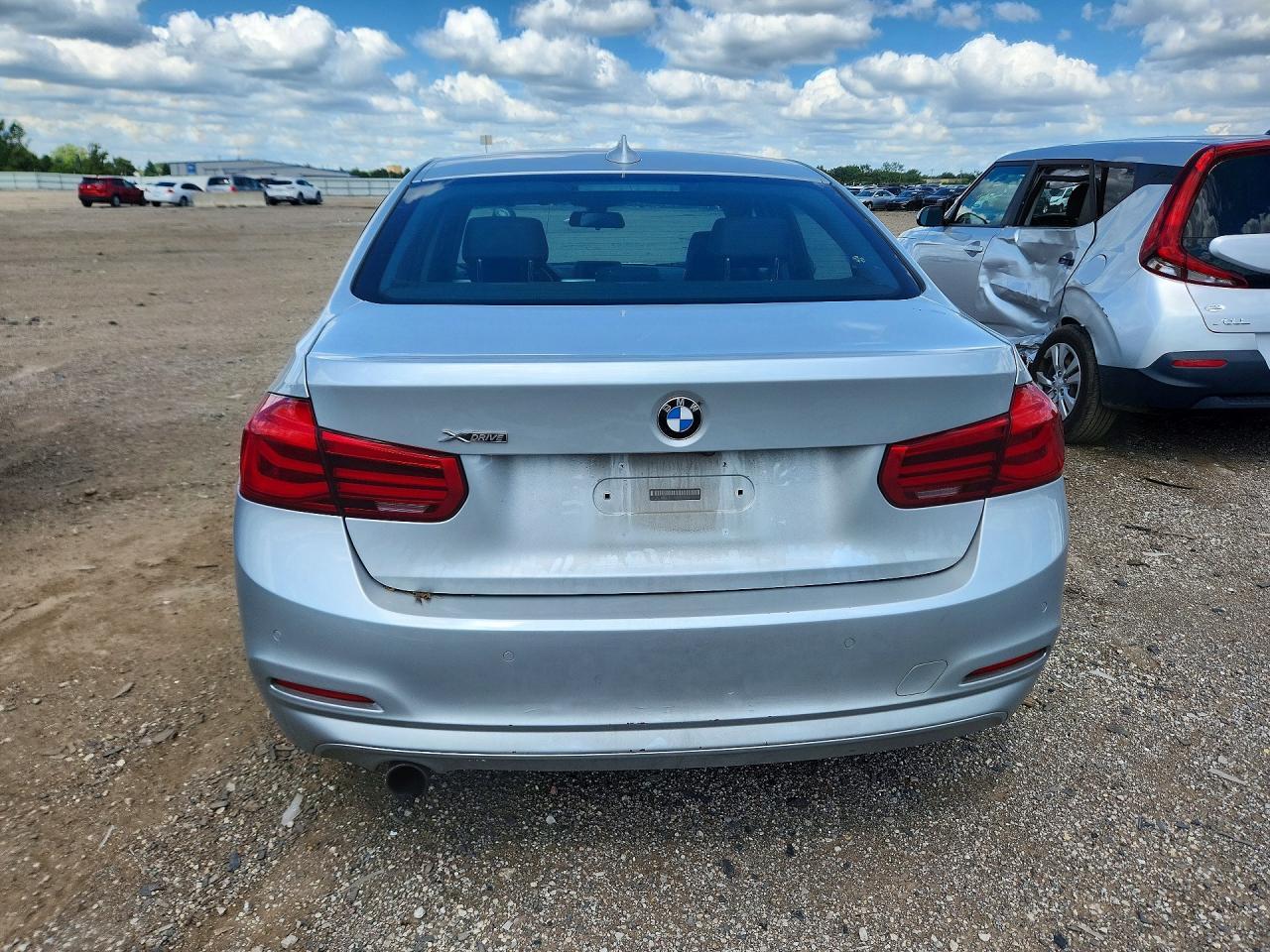 2016 BMW 320 Xi - Фото 6
