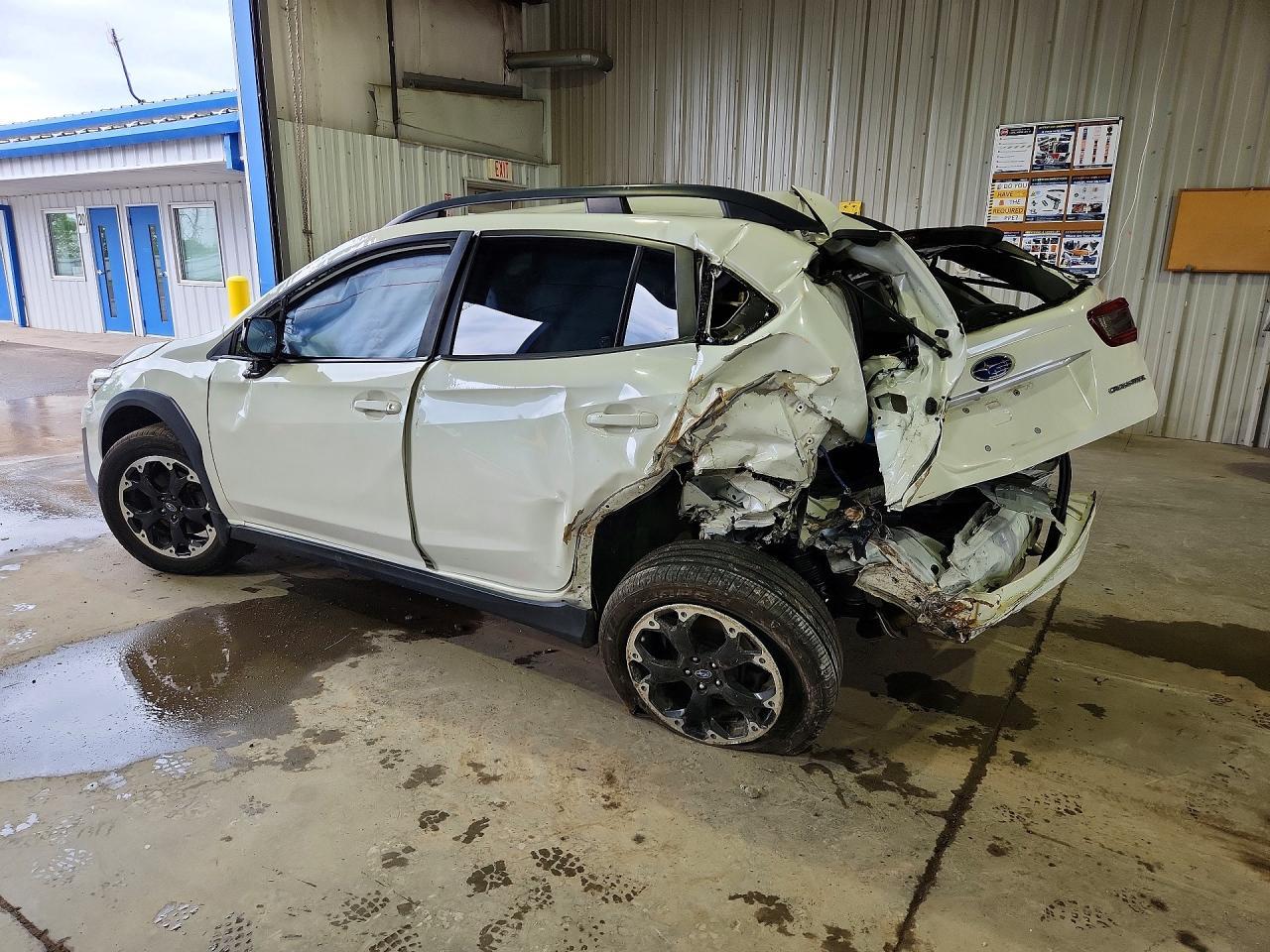 2021 Subaru Crosstrek Premium - Image 2