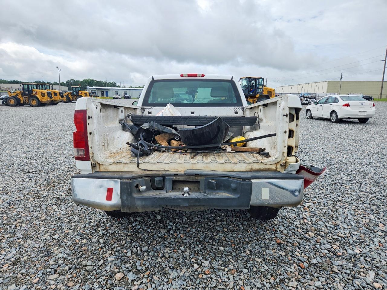 2008 GMC Sierra C1500 - Image 6