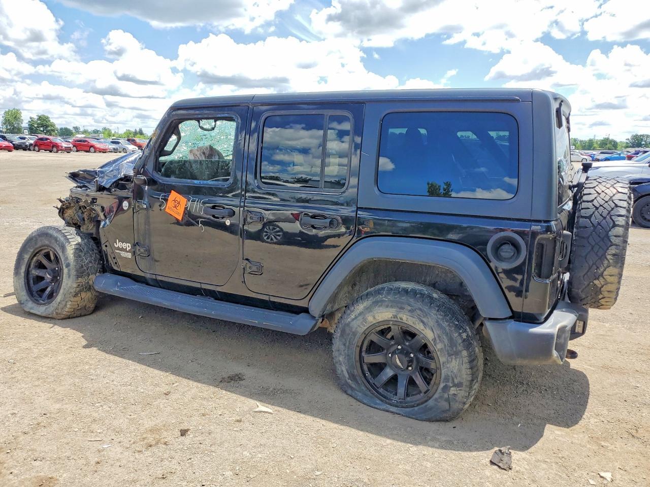 2018 Jeep Wrangler Unlimited Sport - Фото 2